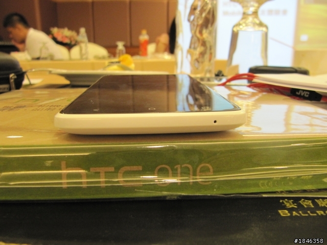 One出視覺饗宴，One出影音震撼!!!HTC One X新機體驗會心得分享~~~