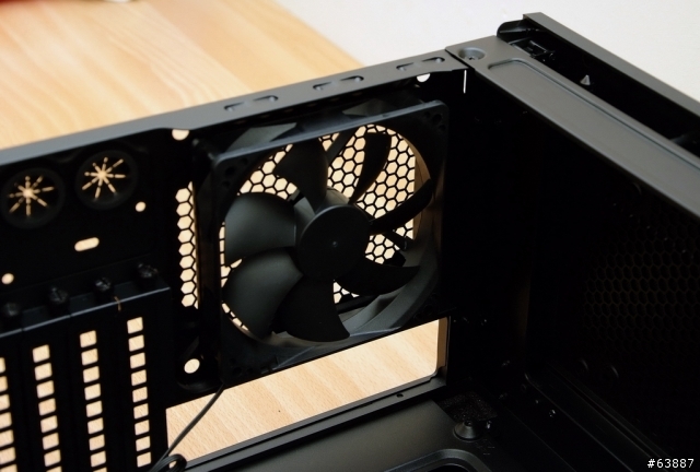 CORSAIR Obsidian Series 550D靜音版之使用分享