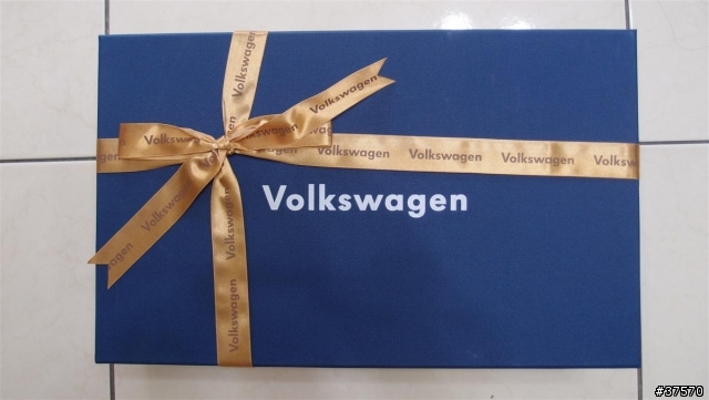 等待九個月的開箱文 VW 2012 Touran 1.6 TDI