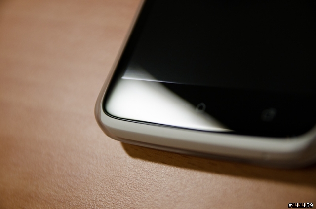 HTC One X 保護殻小開箱