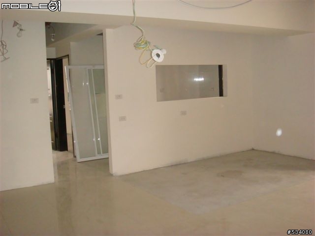【開箱】晚了兩年的小屋開箱，有限預算下追求夢想的家~~