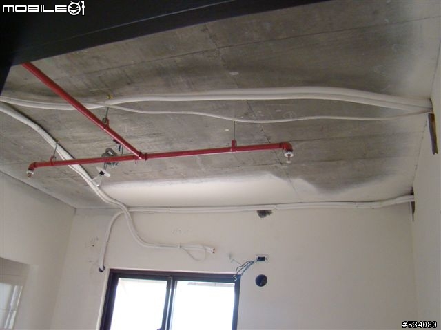 【開箱】晚了兩年的小屋開箱，有限預算下追求夢想的家~~