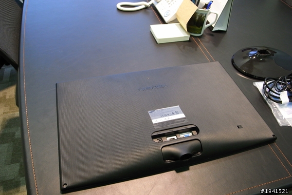 【極簡風．型會議】ＳＡＭＳＵＮＧ美型商務顯示器ＳＢ３５０
