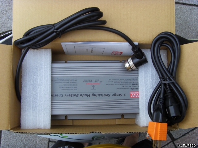 【2012/4/19 開箱】e-moving EM198 新一代