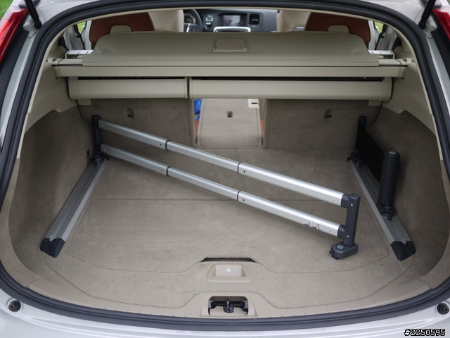 [update]超多圖不專業開箱 等待已久的VOLVO V60入手 腳踏車架上身 左撇子曝光