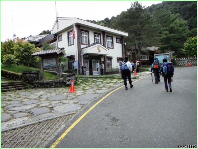 給自己的退休禮物----玉山登頂