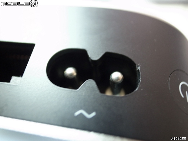 [開箱+教學] 2011MAC MINI 安裝 iFixit 雙硬碟套件組