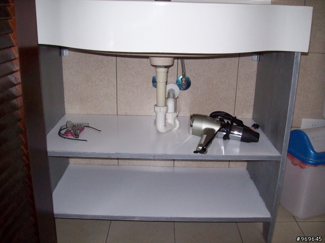 浴櫃好貴,還是自己動手做吧....