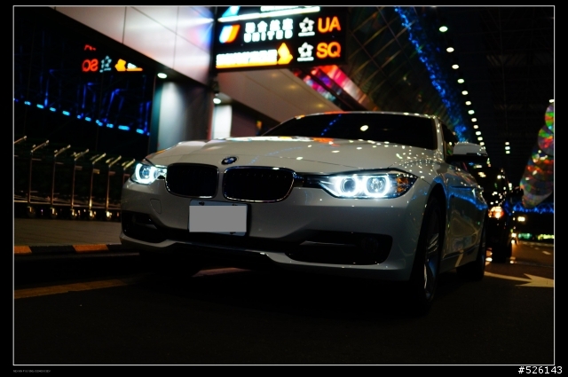 極致 BMW F30