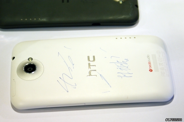★★★體驗 HTC ONE ，給予HTC的改進建議與未來期望 ★★★