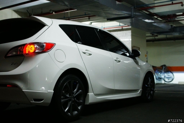 交車後純開箱 MAZDA3 行動版 圖多慎入