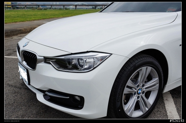 BMW 320d Sport line F30 開箱與分享[4/8更新 平均油耗 19.7 Km/L]