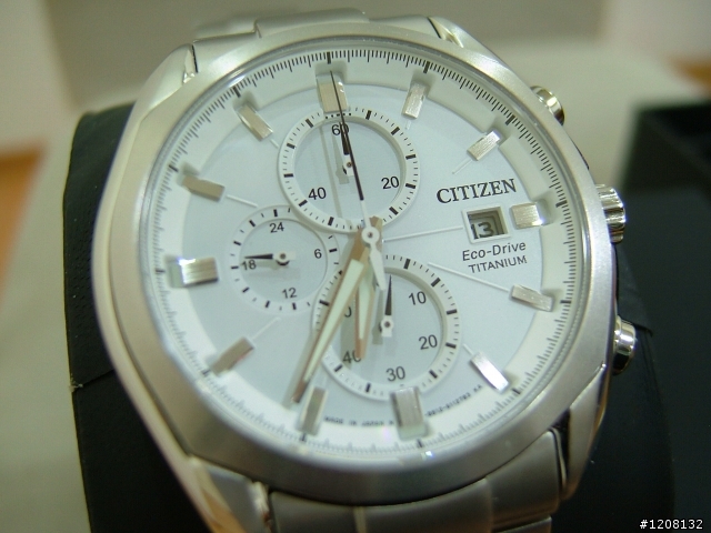 分享：CITIZEN 雪白色 Super Titanium CA0021-53A