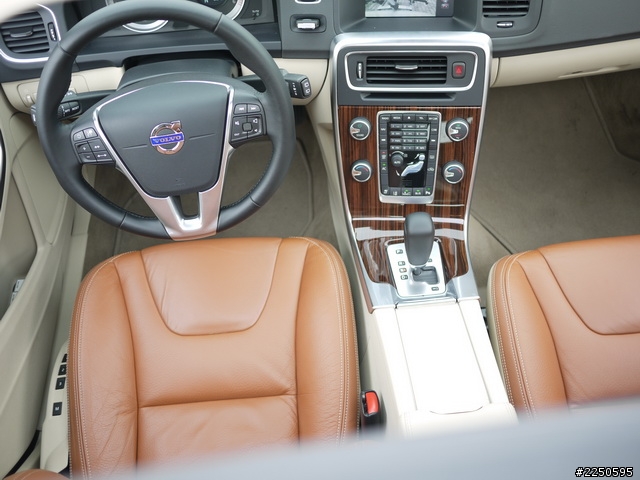 [update]超多圖不專業開箱 等待已久的VOLVO V60入手 腳踏車架上身 左撇子曝光