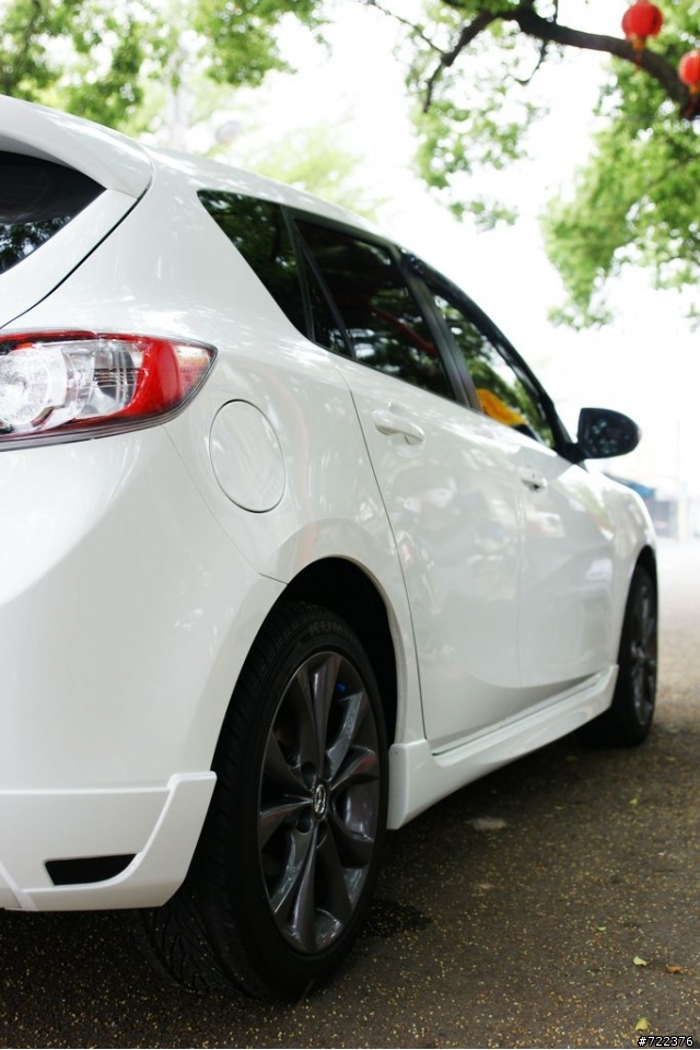 交車後純開箱 MAZDA3 行動版 圖多慎入