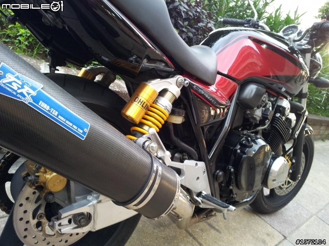[更新]我的CB400 2010 SP塗裝 DMV把手總成 齒盤 O牌防甩上身!