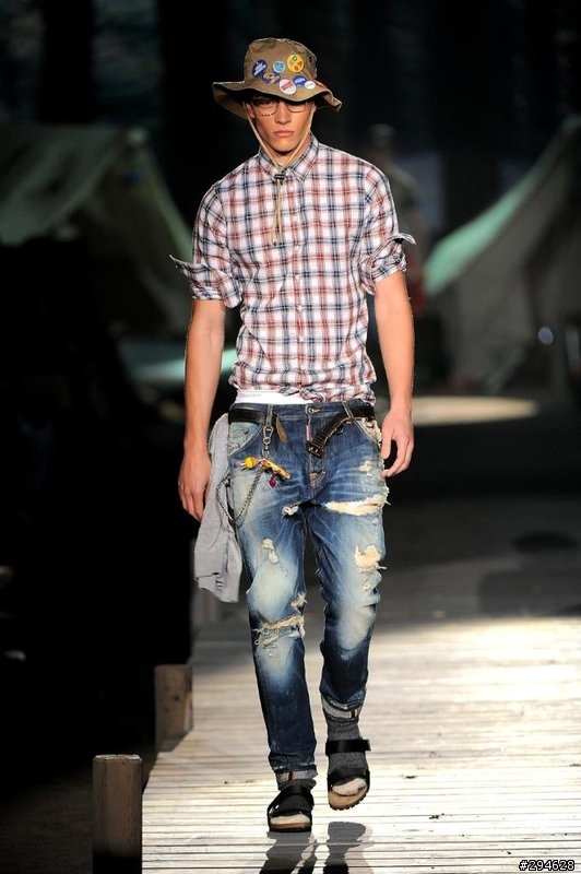 [分享] Dsquared2 2011SS 破壞混麻牛仔褲