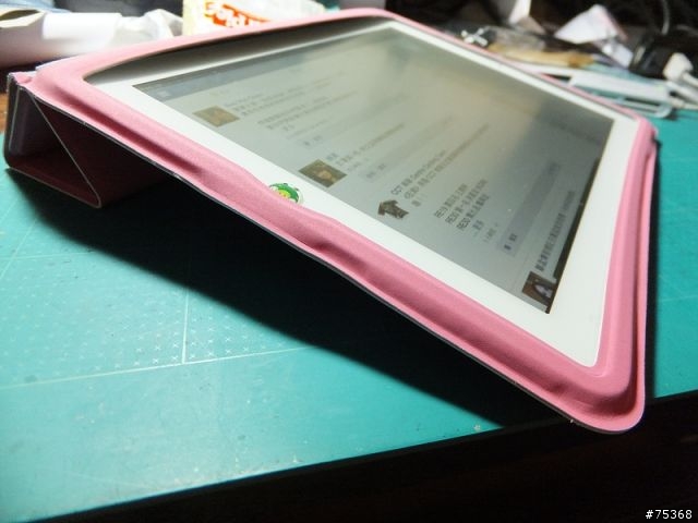 [分享]官網雷雕之全新iPad,同場加映皮套,藍芽鍵盤配件,及DIY讓Targus Versavu支援全新iPad自動喚醒