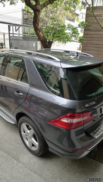 ALL NEW M CLASS ML350 AMG 跑到我家一樓了