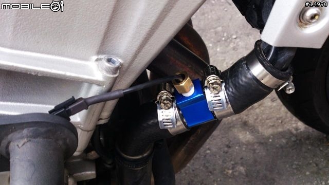 [教學]YAMAHA FZ6S Spec1 更換水箱水，安裝水溫錶、測速器、車充