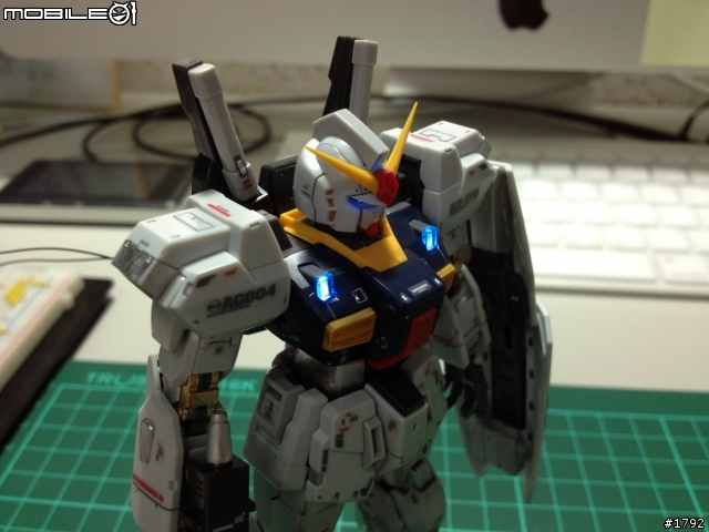 [分享] RG Gundam MK-II 幽谷 LED 版！