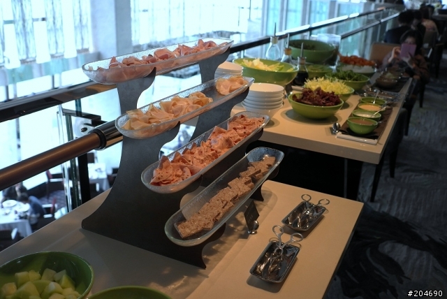 [分享] 世界最高飯店 - 香港 Ritz-Carlton
