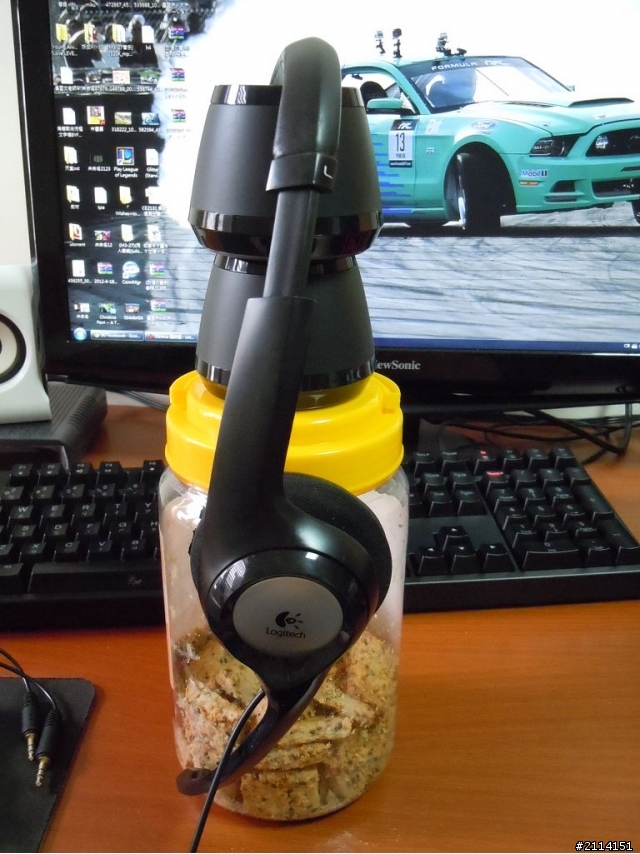 [開箱] 曜越 震撼者耳機 Tt shock