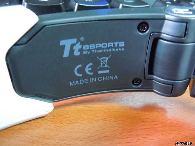 [開箱] 曜越 震撼者耳機 Tt shock