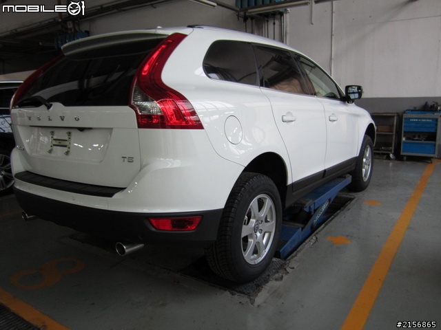 [驗車半開箱] volvo xc60 極地白  T5 豪華版