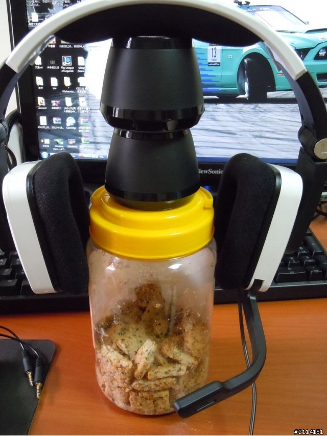 [開箱] 曜越 震撼者耳機 Tt shock