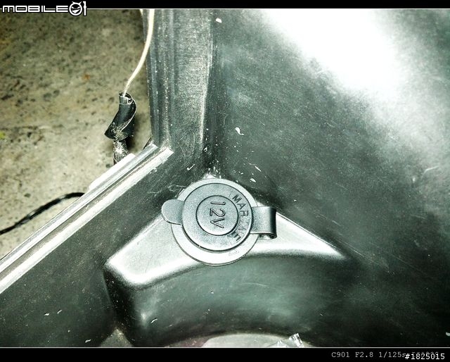 [DIY] VJR配備再升級~DIY車充座(圖+文)