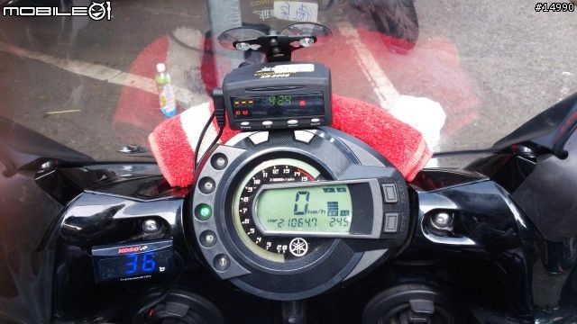[教學]YAMAHA FZ6S Spec1 更換水箱水，安裝水溫錶、測速器、車充
