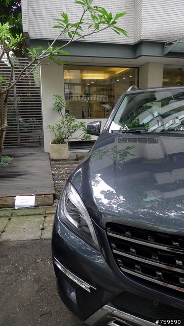 ALL NEW M CLASS ML350 AMG 跑到我家一樓了