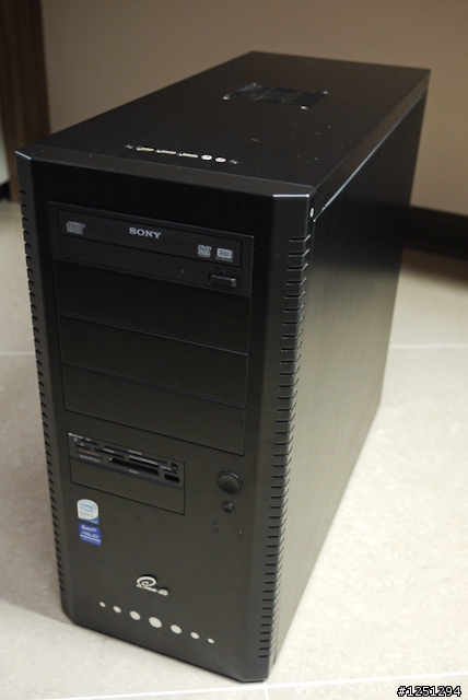 母親節快樂之老媽FB專用機 - 聯力 PC-8N 開箱