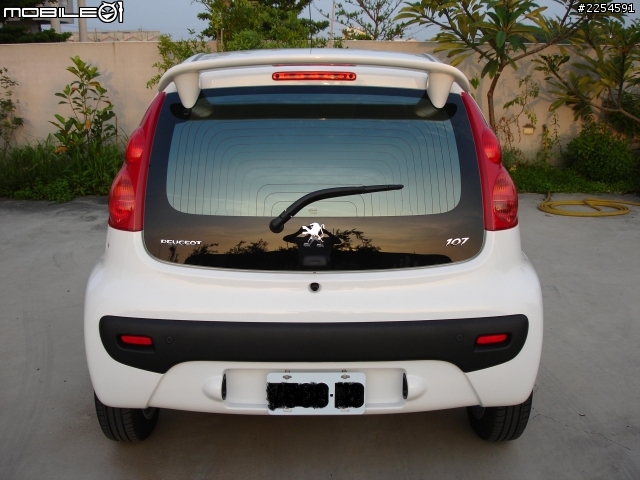 Peugeot 107 開箱