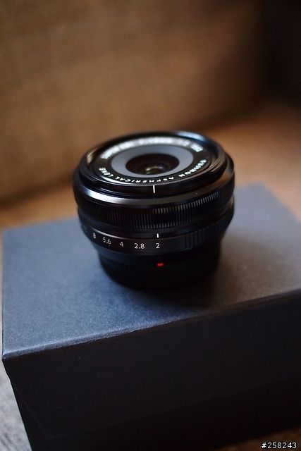 【西西分享】左打全幅機 右打微型單眼？---富士Fujifilm X-Pro1