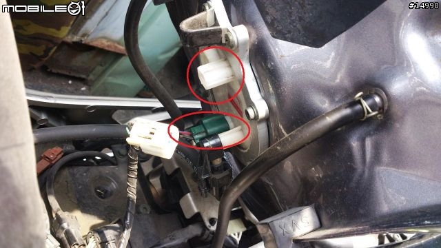 [教學]YAMAHA FZ6S Spec1 更換水箱水，安裝水溫錶、測速器、車充
