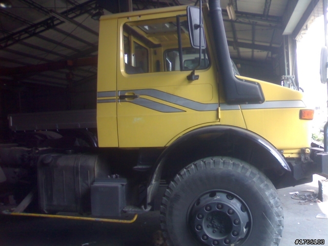 UNIMOG 剛剛翻到舊照給大家看看