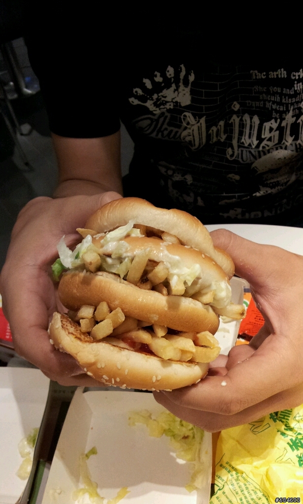 [開箱] 人生第一個McGangbang