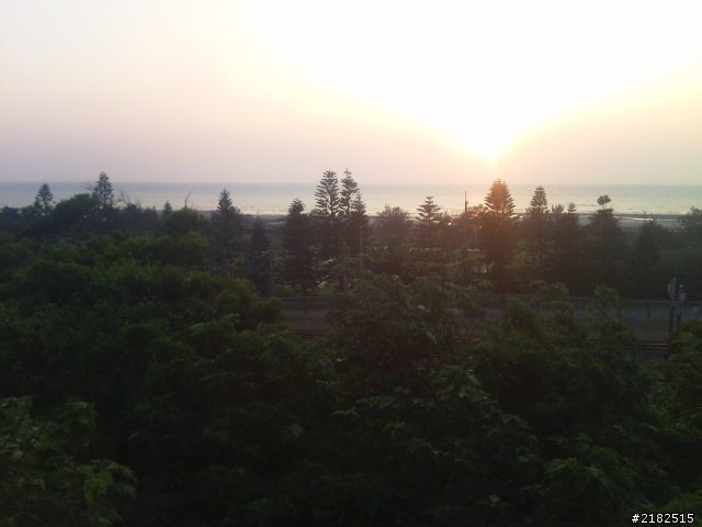 小徑散步