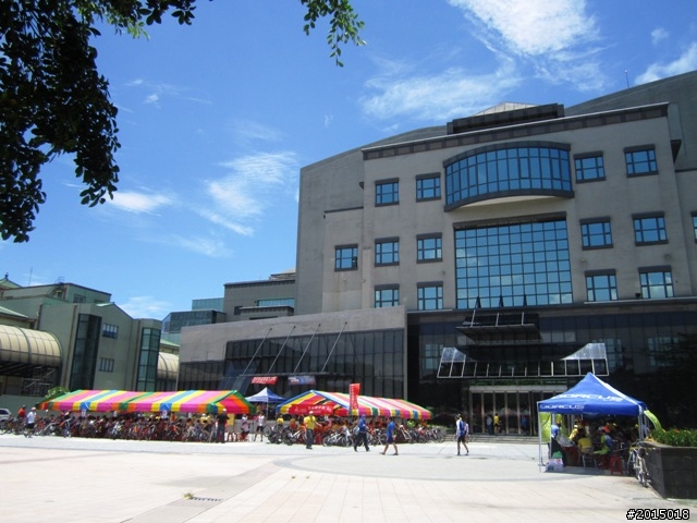 【隨筆】 逗陣騎車–樂活高雄