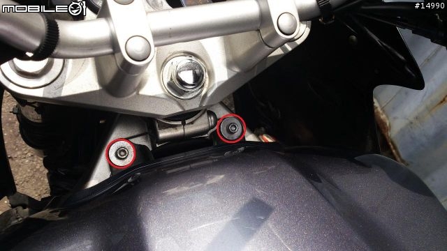 [教學]YAMAHA FZ6S Spec1 更換水箱水，安裝水溫錶、測速器、車充