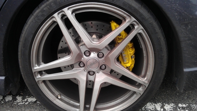 在路上看到改的不錯看的SUBARU LEGACY 2.5GT