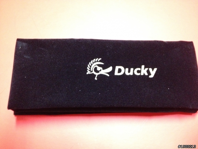 人生第一個機械式鍵盤-Ducky DK9008G2