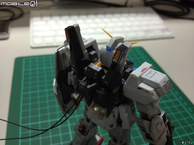 [分享] RG Gundam MK-II 幽谷 LED 版！