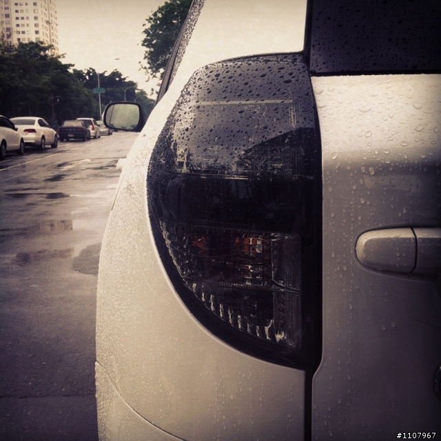 RAV4 燻黑尾燈