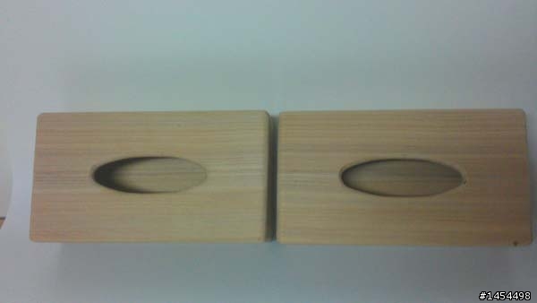 手工DIY 且作工精美的、無垢的、南洋檜木面紙盒