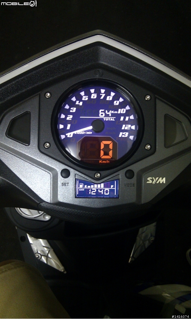 開箱   NEW FIGHTER 150 ZR