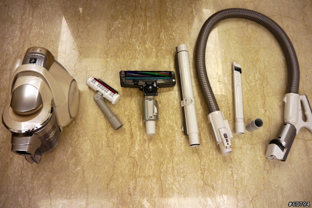 [開箱] SHARP EC-WX300 超靜音3D吸塵器 掃除兼淨化空氣