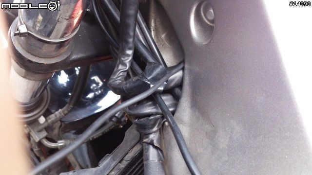 [教學]YAMAHA FZ6S Spec1 更換水箱水，安裝水溫錶、測速器、車充
